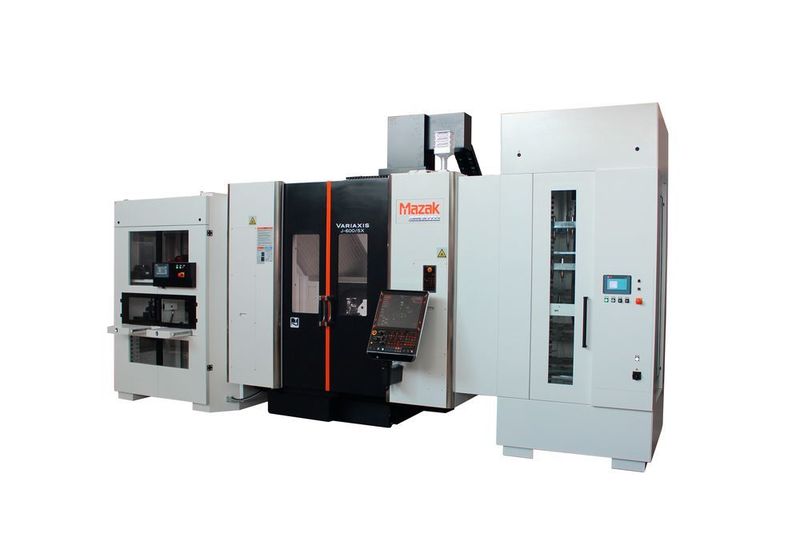 Die Variaxis j-600/5X mit Paletten- und Werkzeugspeicher als integrierte Gesamtlösung. (Mazak)