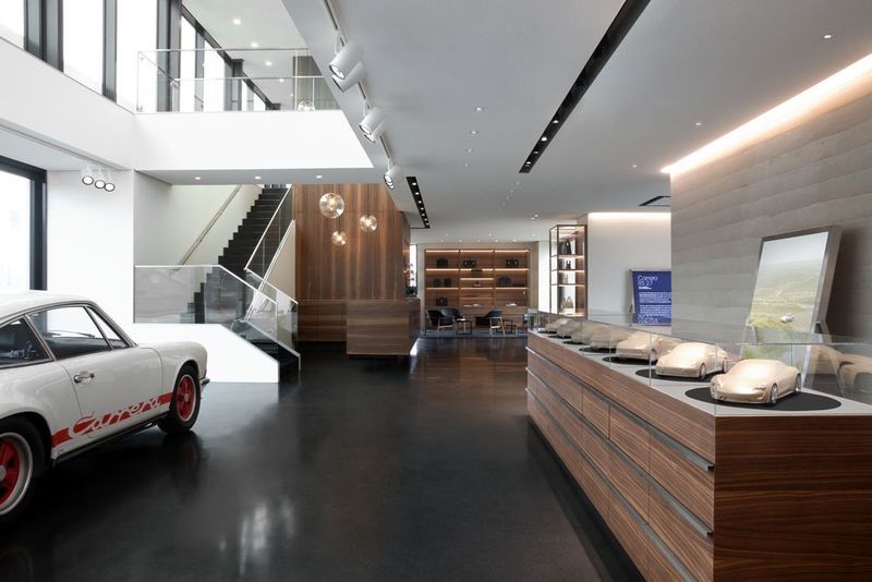 Mit Marken-Schauräumen dieser Art will Porsche die Menschen an mehreren Standorten weltweit noch mehr für die Sportwagenmarke begeistern.  (Porsche)