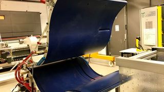 Imprägnierwerkzeug für Faserverbundmaterialien, das aus einer Ober- und einer Unterschale besteht. ( Viola Gräfenstein/TH Köln)