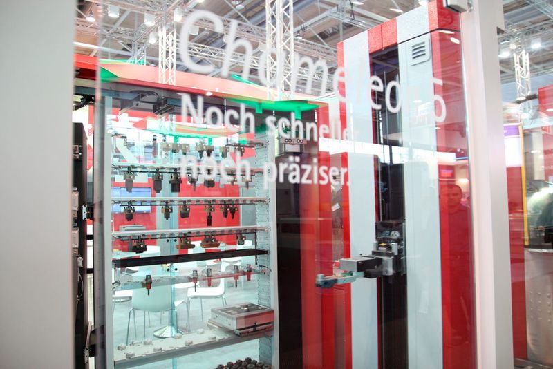 Automation in action: Zimmer & Kreim's Chameleon 5 comes with a number of new features. (Stahl)