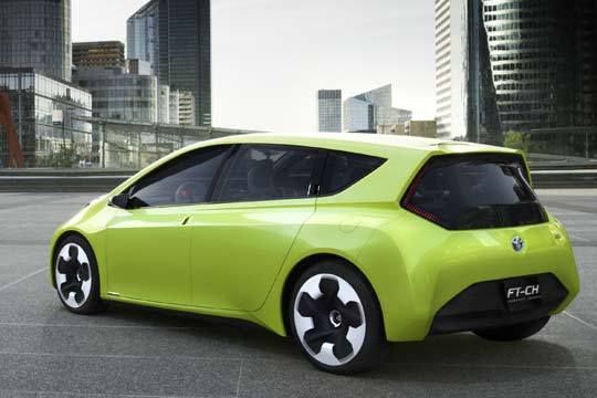 Die weiß lackierten Radabdeckungen fallen im Kontrast zu den mattschwarzen Naben besonders auf. (Archiv: Vogel Business Media)