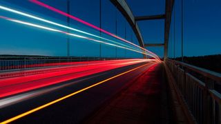 Die Digitalisierung schreitet voran - Unternehmen und Staaten stehen vor der Herausforderung mitzuhalten. (Bild: Unsplash)