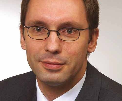Manfred Kutzinski, Projektleiter der Deutschen Messe AG: „Und über der gesamten Antriebs- und Fluidtechnik steht im kommenden Jahr 2009 das Signet Energieeffizienz in industriellen Prozessen.“ (Archiv: Vogel Business Media)