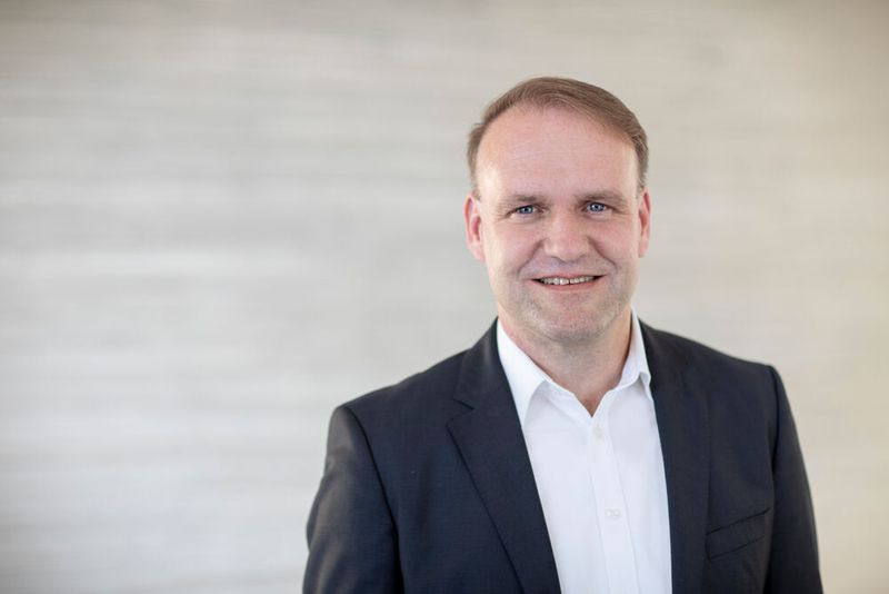 Produktionsvorstand Reiner Drews wird seinen zum 31. März 2026 auslaufenden Vertrag als Vorstandsmitglied der Elring-Klinger AG nicht verlängern.(Bild:  Elring-Klinger AG)