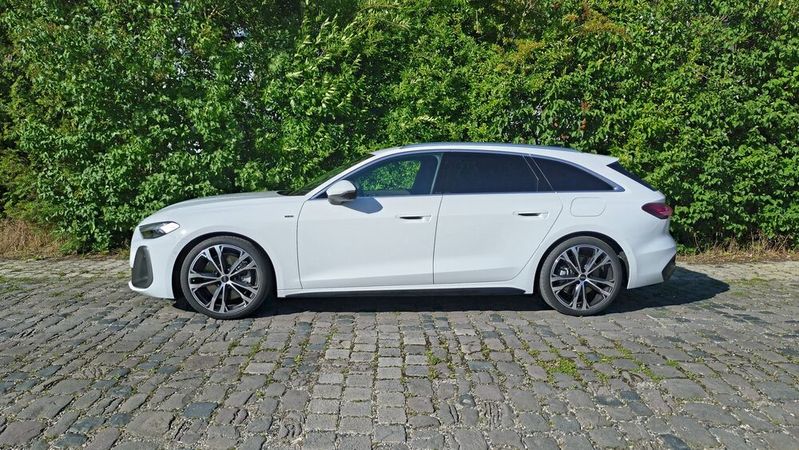 Seit dem Jahr bietet Audi den A5 in der Mittelklasse an.(Bild:  Sven Prawitz/Vogel Communications Group)