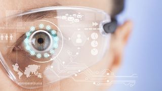 Smart-Brillen haben das Potenzial, sich in Unternehmen wie im privaten Bereich zu etablieren. (© dragonstock - Fotolia.com)