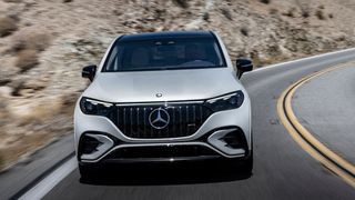 Der elektrischen Mercedes-Benz EQE SUV gibt es auch als AMG-Version. (Bild: Mercedes-Benz)