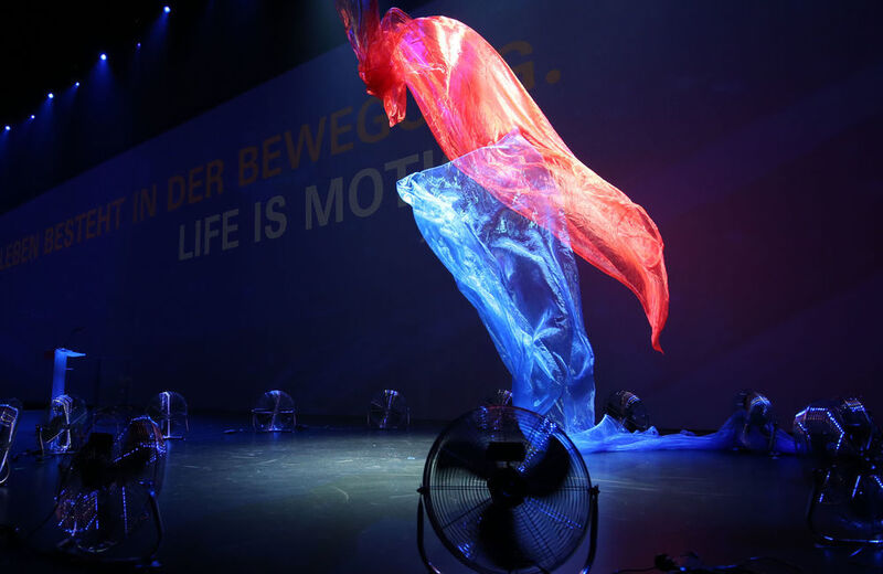 Zum ZF-Festakt in der Messe Friedrichshafen waren rund 1.500 internationale Gäste aus der Automobilindustrie, Wirtschaft, Politik und Gesellschaft sowie Freunde und Geschäftspartner des Unternehmens an den Bodensee gekommen. (Bild: ZF Friedrichshafen)