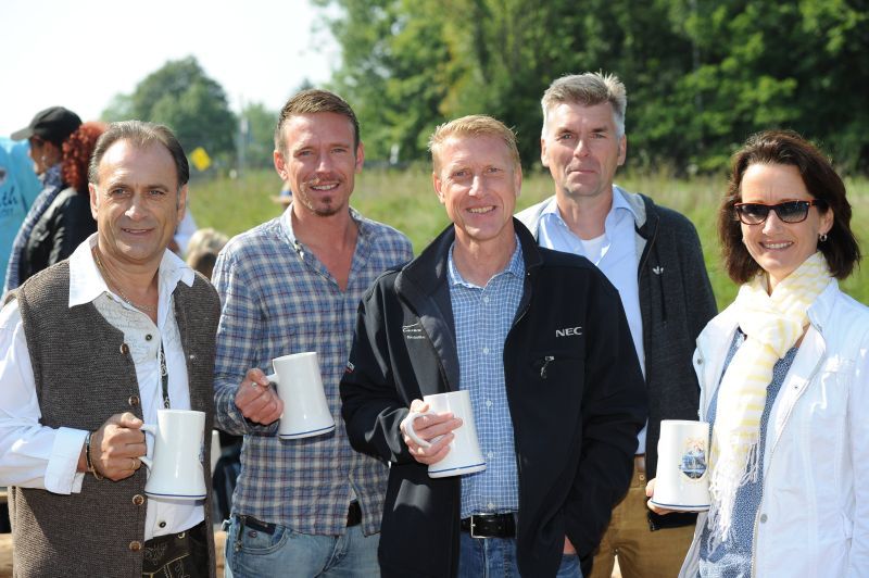 V. l.: Siegfried Ellwanger, NEC, Oliver Zimmert, Ingram Micro, Andreas Brückner, Ralf Brokinkel und Katja Neumann, NEC (Hannes Magerstaedt)