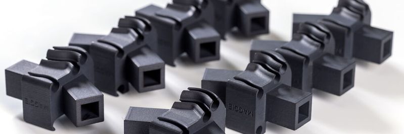 A series of questions help to clarify the crucial factors in the run-up to AM series production, thus avoiding disappointments, saving time and money, and achieving better results.(Image: Materialise)