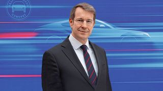 Jürgen Hasler ist neuer Hauptgeschäftsführer des ZDK und hat damit offiziell die Nachfolge von Kurt-Christian Scheel angetreten. Seit Mai hatte Hasler mit ZDK-Geschäftsführer Ulrich Dilchert die Geschäfte kommissarisch geführt. Hasler betont, dass der ZDK die Neuaustellung braucht und damit eine Satzungsreform.   (Bild: ProMotor)