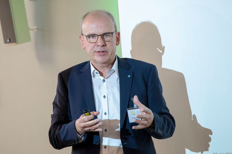 Wie man Industrial Usability richtig angeht, darüber diskutieren und informierten sich die rund 200 Teilnehmer des Industrial Usability Day 2019 in Würzburg. (VCG/Untch)