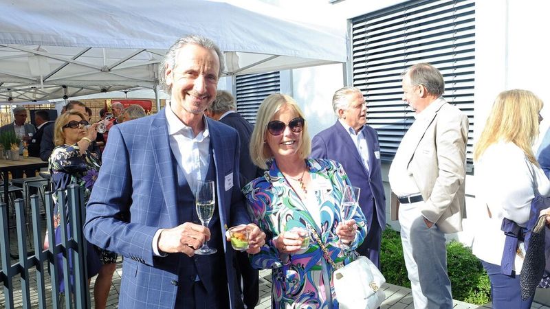 Thomas Holler, Obermeister der Kfz-Innung Fraunkfurt /Main, mit seiner Frau Yvonne. (Bild: Zietz/»kfz-betrieb«)