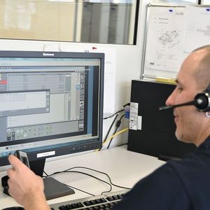 "Smart Connectivity" as a central aspect of Industry 4.0 maximises the machine productivity, raises the productivity of the entire machine park and allows to plan service assignments well ahead. 