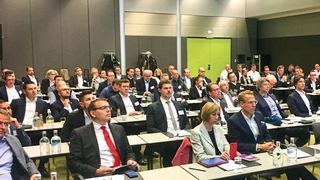 Gut 70 Jaguar- und Land-Rover-Händler nahmen an der Jahreshauptversammlung teil. (JLR-Händlerverband)