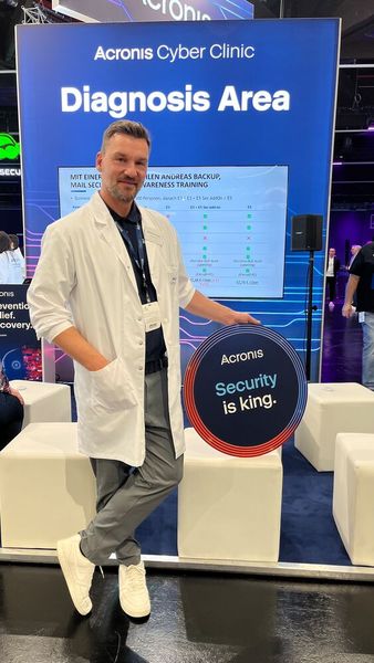 Christian Anding - DER Security King auf dem Acronis Stand (Bild: Vogel IT-Medien )