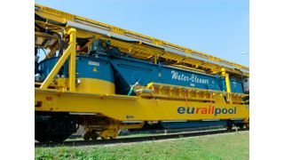 Bahnschotteraufbereitung mit Leiblein Kratzband-Schrägklärer (Bild: Leiblein GmbH)