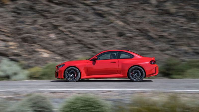 Auf fast 4,60 Meter ist das neue Modell angewachsen. (Bild: BMW)