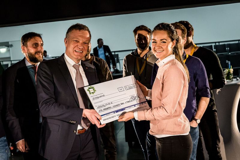 Das Start-up des Gewinnerteams erhält ein Preisgeld von 1.000 Euro. (Stefan Bausewein)