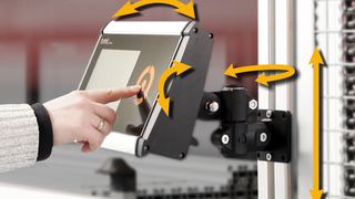 Mit vier Freiheitsgraden sorgt die RK-Monitorhalterung für größtmögliche Arbeitsergonomie. (Bild: RK Rose+Krieger)