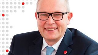 Hubert Terstappen, Buchbinder: „Wir leben den Kult um Robben & Wientjes mit.“ (Buchbinder)