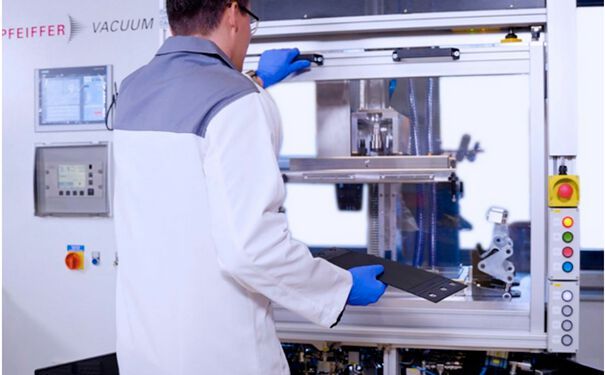 Lecktest-Modul von Pfeiffer Vacuum für die Dichtheitsprüfung.(Bild:  Pfeiffer Vacuum)