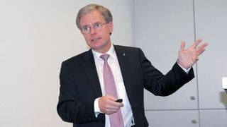 „In Europa entfallen etwa 20 % unseres Umsatzes auf die Luftfahrtindustrie”, erklärt Dr. P. Anders Ingemarsson, CEO von Makino Europe. (Bild: Kroh)