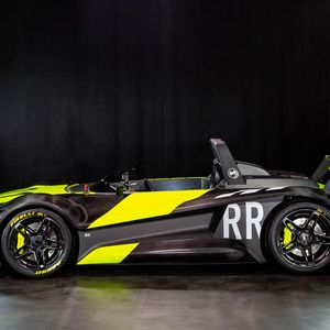 Trocken soll der fast 400 PS starke Vuhl 05RR lediglich 660 Kilogramm wiegen.(Bild:  Vuhl)