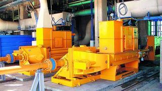 Zwei von fünf KOS-Dickstoffpumpen von Putzmeister in einem Klärwerk in Santiago de Chile.  (Bild: Putzmeister)