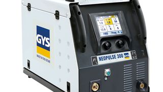 Der Impulsschweißinverter Neopulse 300 ist ab sofort offiziell  in allen Mercedes-Benz-Servicebetrieben weltweit für Schweiß- und Lötarbeiten an Karosserie und Fahrgestell zugelassen. (GYS)