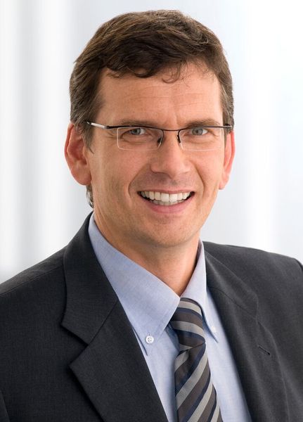 Dr. Markus Klein ist neuer Geschäftsführer der Diodenlaseranlage in Mainz. Neben der Transformation und Reorganisation des bisherigen Standortes zu einem voll integrierten Geschäftsbereich der Coherent GmbH steht für Dr. Klein die Verbesserung des globalen Service für die Coherent-Kunden im Vordergrund. (Coherent)