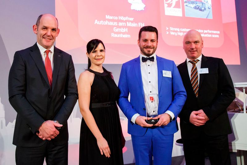 Ausgezeichnet wurden zudem das Autohaus am Main... (Bild: Kia)