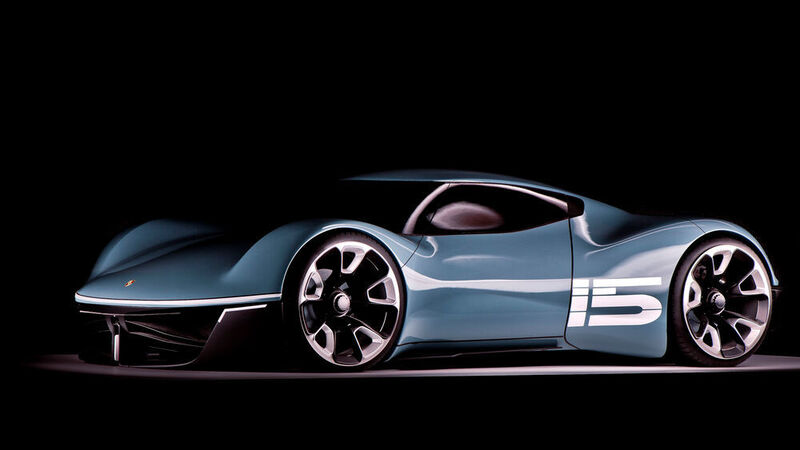 Vision 916 heißt ein 1:1-Tonmodell, das Porsche als Konzept für einen minimalistischen Sportwagen mit elektrischen Radnabenmotoren erdacht hat. (Porsche)