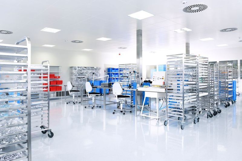 Der moderne Produktionsstandort bietet erstklassige Voraussetzungen für bestmögliche Herstellungs- und Verarbeitungsqualität. (Tracoe Medical)
