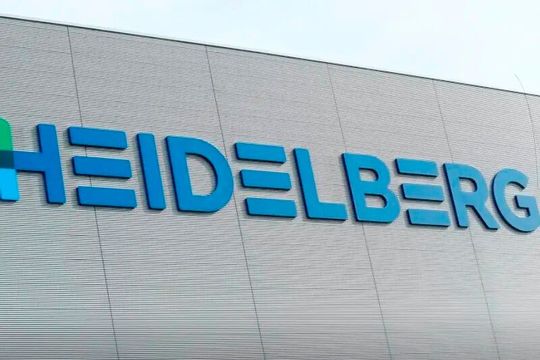 Damit das Kerngeschäft noch mehr Power bekommt, hat sich Heidelberger Druckmaschinen zum Teil das Know-how von Manroland Sheetfed ins Boot geholt. Hier mehr dazu ...(Bild:  Heidelberger Druckmaschinen)