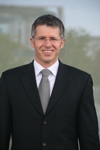 Bitkom-Hauptgeschäftsführer Dr. Bernhard Rohleder: „Wer auch künftig global wettbewerbsfähig sein möchte, muss dafür in entsprechende ITK-Lösungen investieren.“ (Bild: Bitkom)