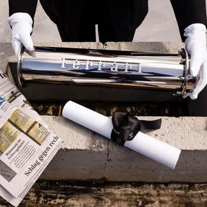 Die Grundsteinlegung des neuen Ferrari-Händlerbetriebs erfolgte am 22. Mai.(Bild:  Ferrari)