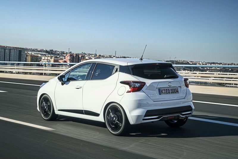 Neben dem bisherigen 1,5-Liter Diesel mit 90 PS und dem Drei-Zylinder-Benziner mit 70 PS bietet Nissan zwei weitere Leistungsstufen für einen überarbeiteten Drei-Zylinder-Benziner an. (Bild: Nissan)