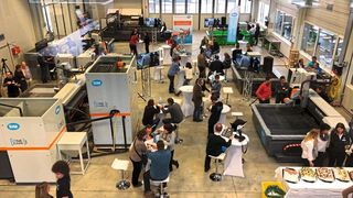 STM Waterjet reagiert mit einer corona-konformen Hausmesse auf die lange Messe-Pause. (STM)