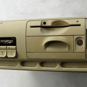 Highscreen-PC von Luigi Colani in den 1990er-Jahren designt.(Bild:  Colani-pc /Christos Vittoratos / CC BY-SA )