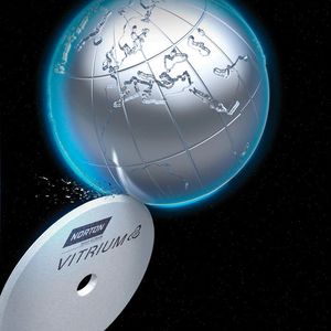 Die Vitrium3-Bindung eröffnet ein vielseitiges Anwendungsspektrum zum Präzisionsschleifen in Höchstleistung, da sie sowohl für Sinterkorunde als auch mit konventionellen Korundarten kombinierbar ist.