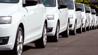 Durch die Auslagerung des Fuhrparkmanagements in eine eigene Gesellschaft kann ein markenneutraler Auftritt sichergestellt werden.  (© Krautwald - stock.adobe.com)