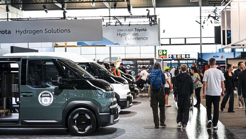 Die IAA Transportation hat die Trends der Nutzfahrzeugbranche offenbart: Digitalisierung, alternative Antriebe, chinesische Hersteller – und Infrastruktur-Probleme.(Bild:  VDA/IAA Transportation)