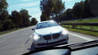 Aggressiv fahren oder Andere beleidigen: Im Straßenverkehr ist das häufig alltäglich. (Bild: Jürgen Stein/ADAC)