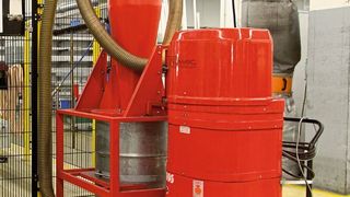 Leistungsstarke mobile Sauger kommen unter anderem bei der Bodenreinigung zum Einsatz. Auch hier sind überwiegend Aluminiumstäube und -späne aufzusaugen. (Ruwac)