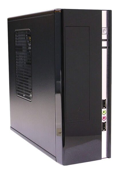 Das Mini-ITX-Gehäuse YY-C582 ist baugleich zum Modell YY-C581, sie unterscheiden sich lediglich durch verschiedene Frontblenden. (Archiv: Vogel Business Media)