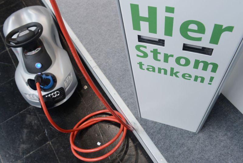 Im Rahmen der Hannover-Messe 2013 zeigt die Mobilitec nach eigenen Angaben den Systemwandel durch Elektromobilität auf. (Bild: Hannover-Messe)