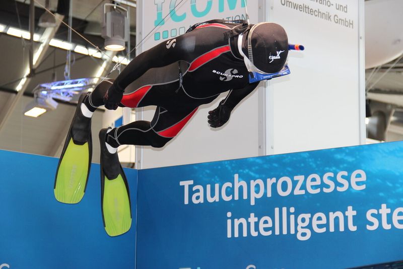 Im Zeichen der Tauchprozesse war der Stand von Icom Automation. (Bild: Itasse)