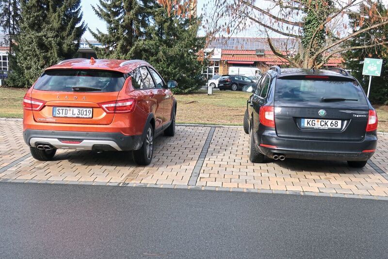 Neben dem nominellen Segment-Konkurrenten Skoda Oktavia macht er jedenfalls eine auffällig gute Figur. (Grimm/»kfz-betrieb«)