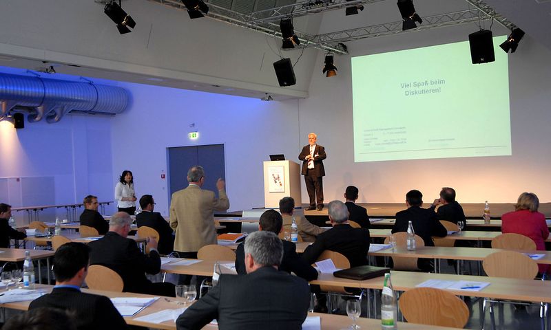 Ein weiteres Thema der Diskussion: Die Bauteileversorgung und aktuelle Liefersituation  (Archiv: Vogel Business Media)